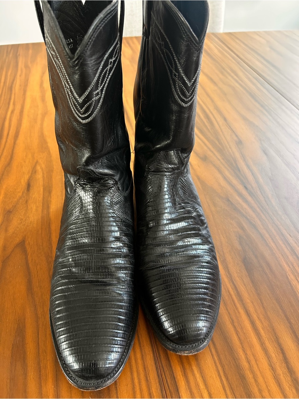 Justin Black Lizard-Textured Western Boots